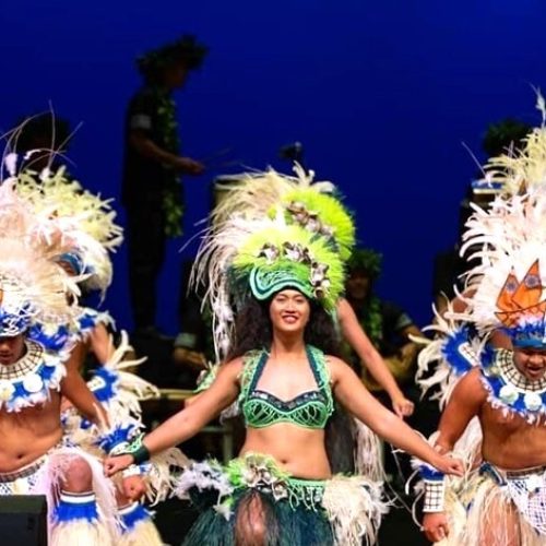 A Winter Escape to the Cook Islands dancers