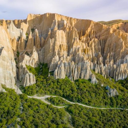 MacKenzie Country & The Maniototo Clay Cliffs